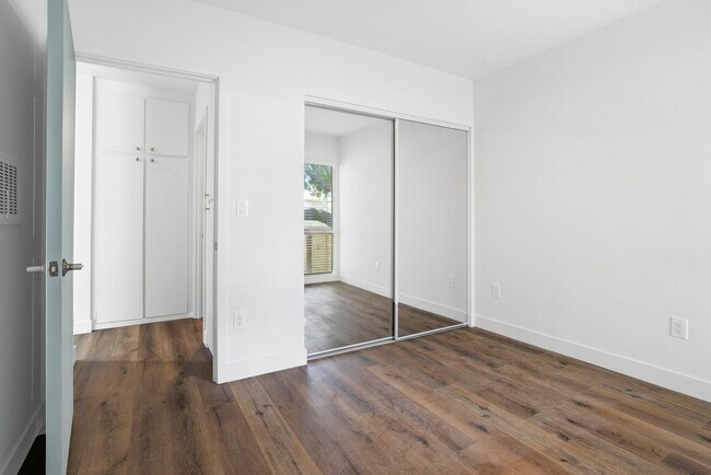 Foto del edificio - Individual Bungalows: All 1 bedroom/ 1 bat...