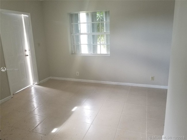 Foto del edificio - 12131 SW 216th St