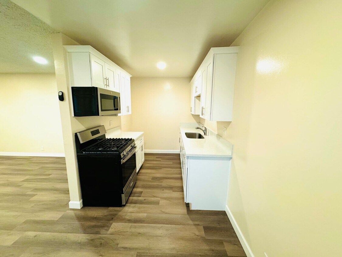 640 Mariposa St Houses in La Habra, CA Westside Rentals