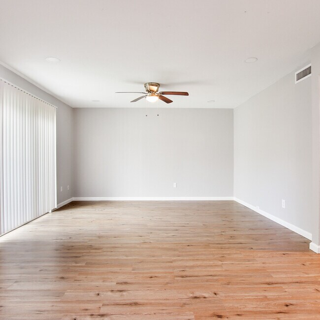 Building Photo - 412 Arborview Dr