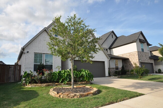 Foto del edificio - 31822 Grand Orch Ln