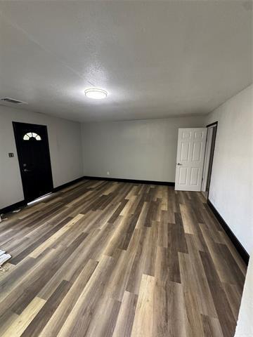 Building Photo - 205 W Bond St