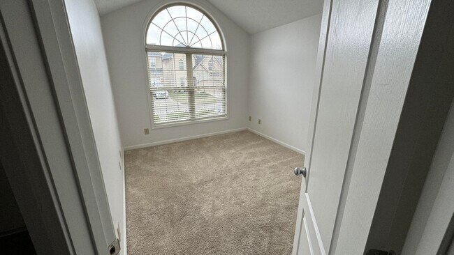 Foto del edificio - 2860 Mahala Ln
