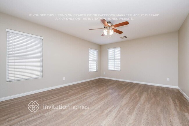 Foto del edificio - 6116 N Talbot Springs Ct