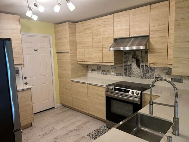 Foto del edificio - 4829 Tunlaw Ct