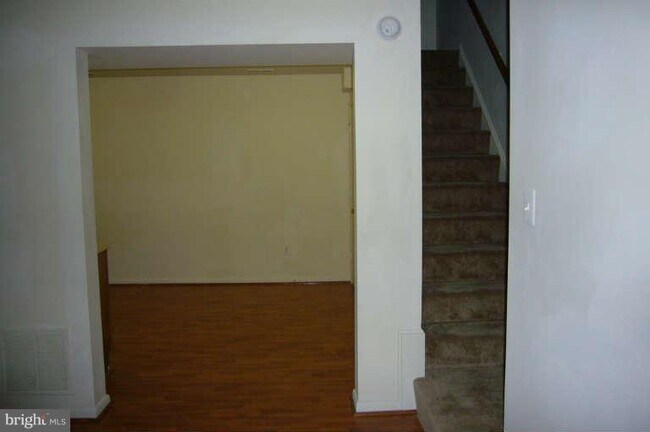 Building Photo - 8018 Harbor Tree Way