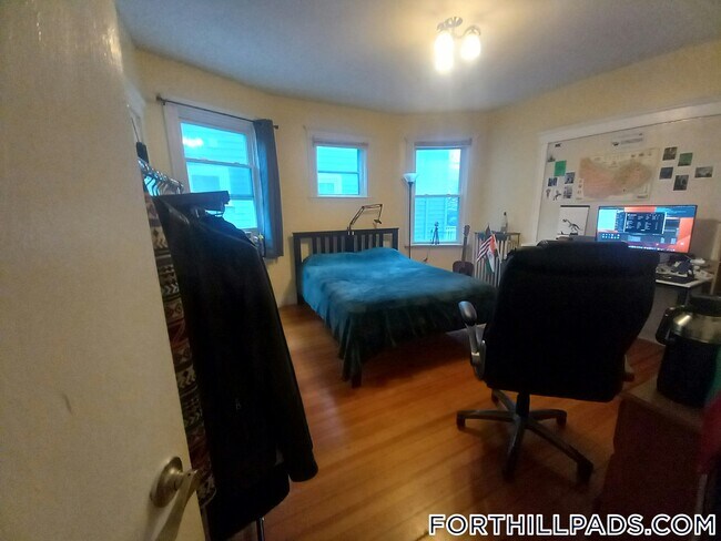 Foto del edificio - 49 Beech Glen St