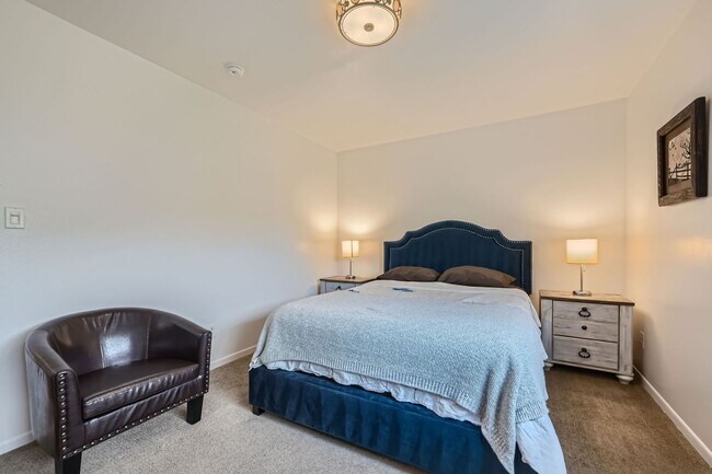 Foto del edificio - Modern 2 BDR / 1 BA in North Boulder