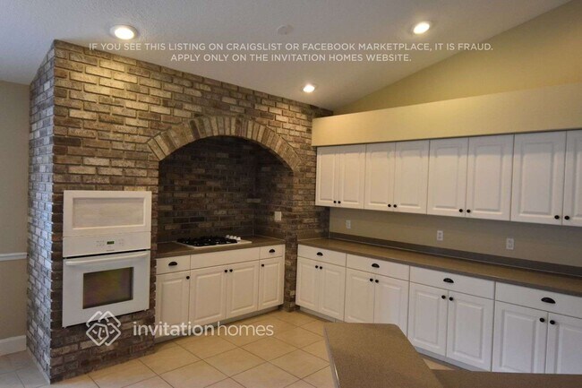 Foto del edificio - 6324 Bridgecrest Dr