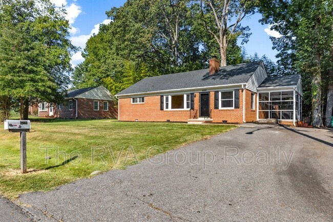 Foto del edificio - 6220 Debora Dr