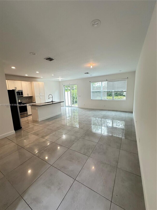 Foto del edificio - 8959 Kingsmoor Wy