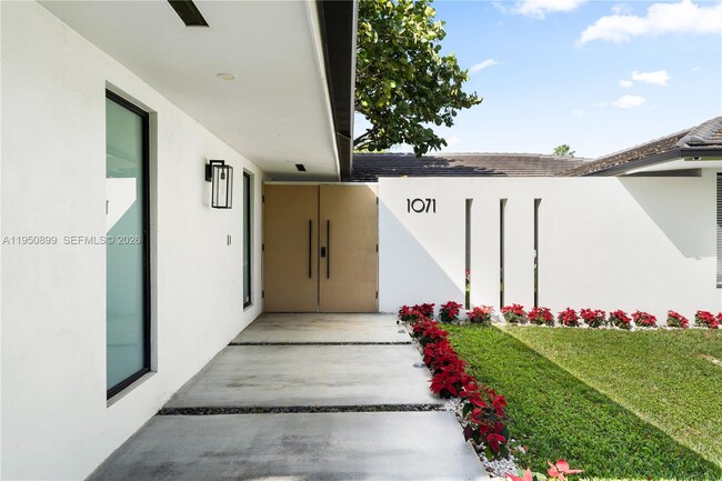 Building Photo - 1071 NE 83rd St