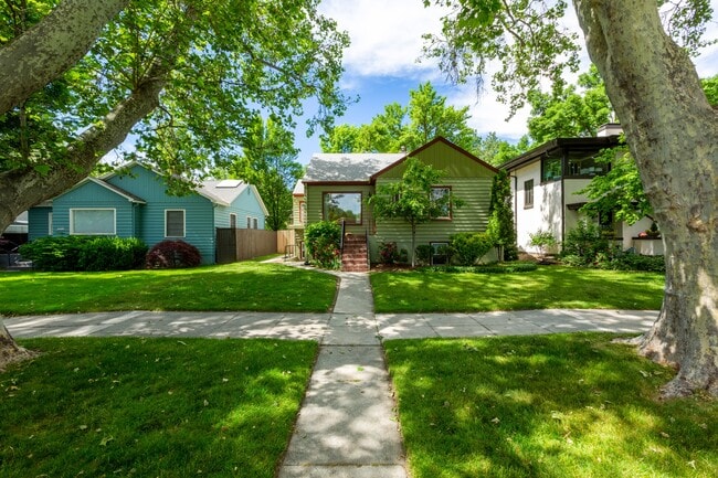 Building Photo - 1411 W Fort St