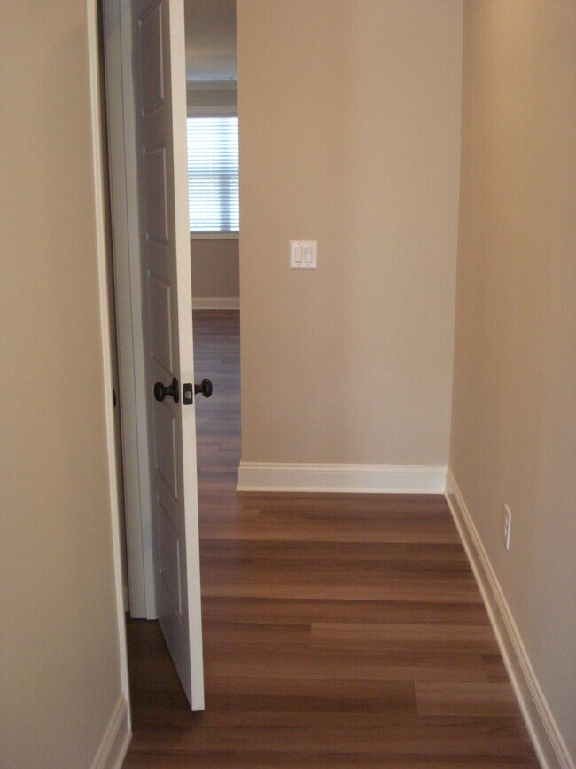 Building Photo - 4717 Cypress Park Dr