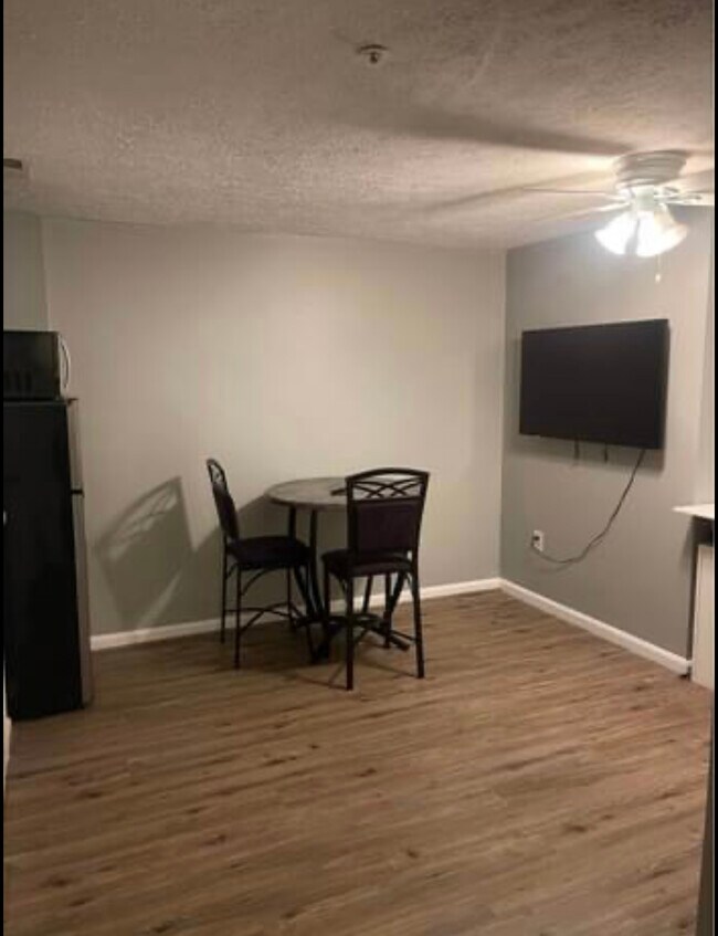 12421 Old Colony Dr Unit 12421, Upper Marlboro, MD 20772 Apartments