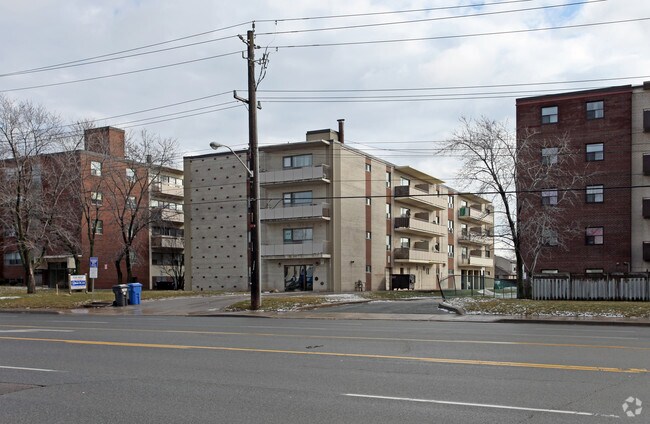 Photo principale - 1191 Ellesmere Rd