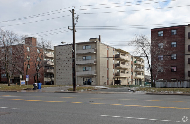 Primary Photo - 1191 Ellesmere Rd