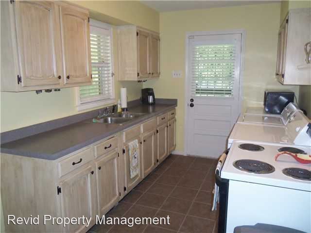 Foto del edificio - 3 br, 1 bath House - 3708 Huntingdon