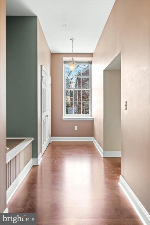 Primary Photo - 1 Academy Cir