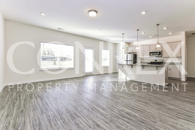 Building Photo - New Construction in New Market!