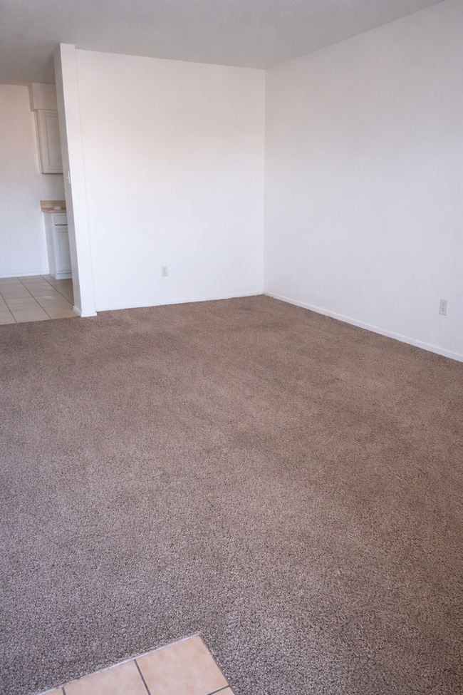 Building Photo - Move In for Just $299 – 1-Bedroom Special at Sundown Apartments!
