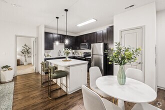 Interior Photo - The Oliver Bloomfield
