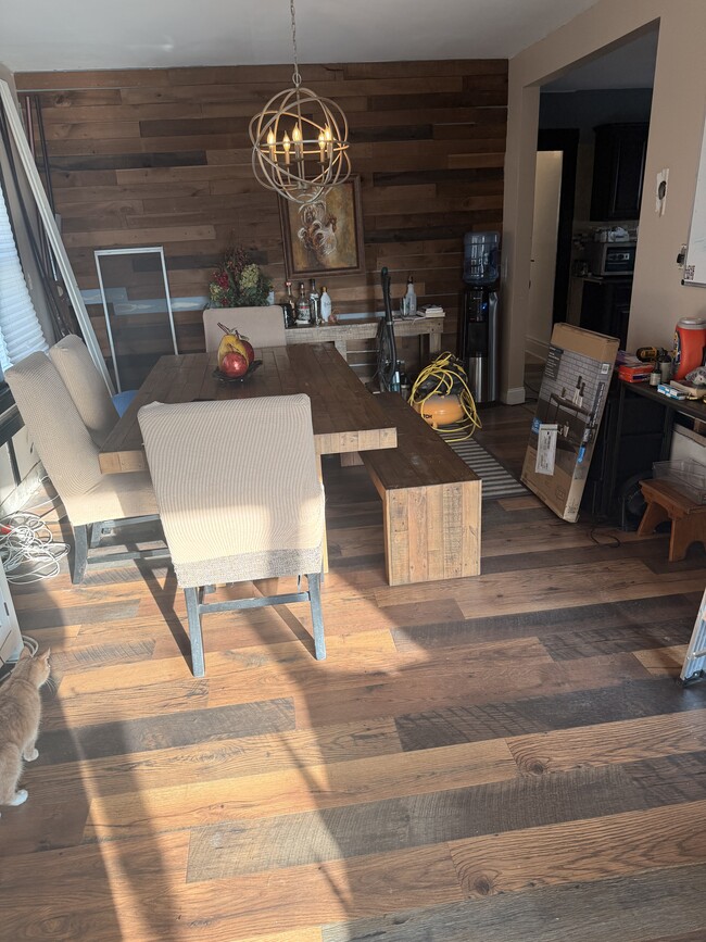 Building Photo - 359 Colvin Ave