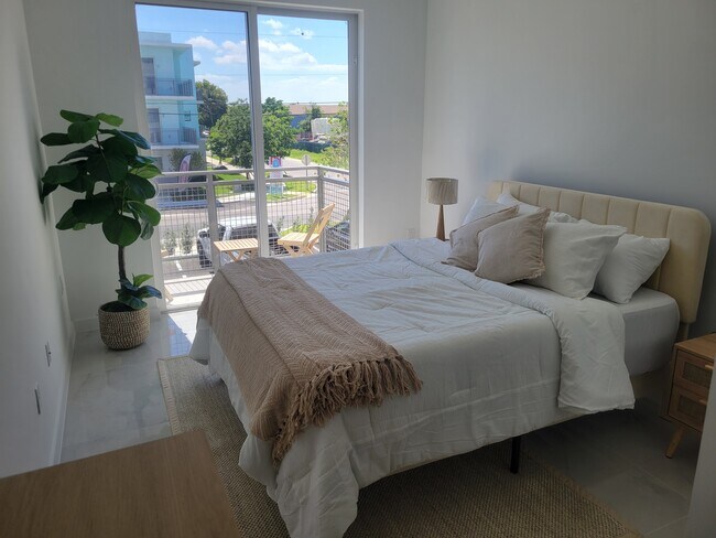 Foto del edificio - 935 SW 72nd Ave
