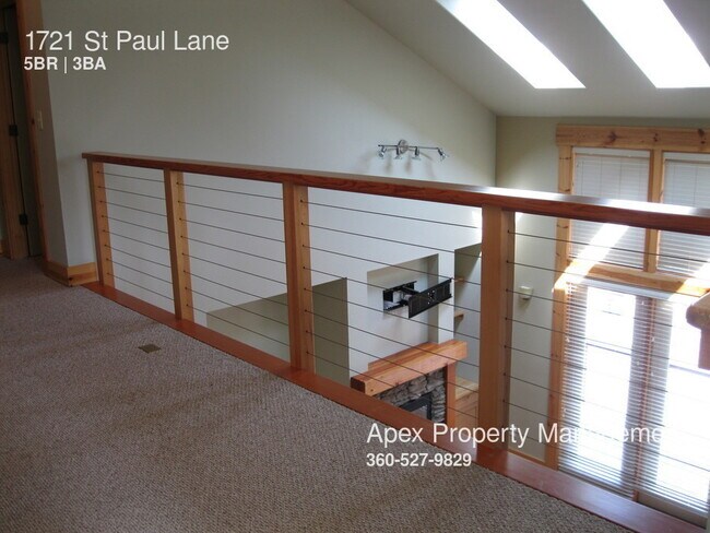 Foto del edificio - CENTRAL - House - 1721 St. Paul Ln