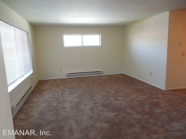 Building Photo - 9621 16th Ave S