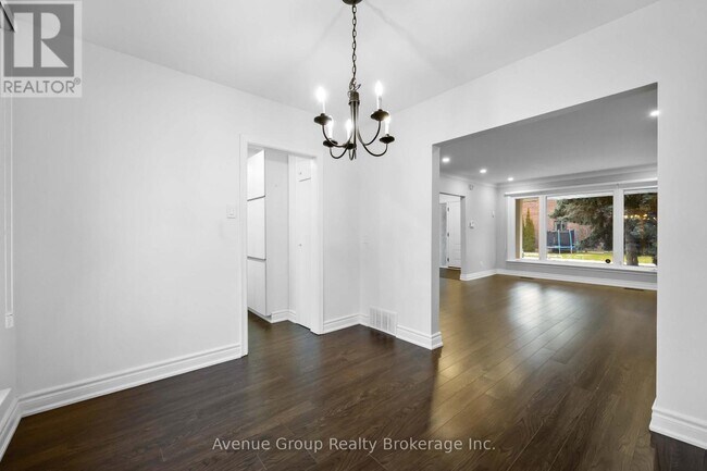 Photo du bâtiment - 190 Northwood Dr