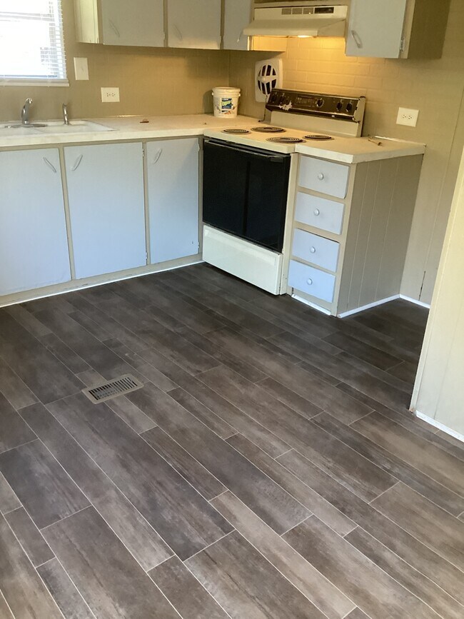 126 Emily St Unit 126 Emily St, Carthage, NC 28327 Room for Rent in