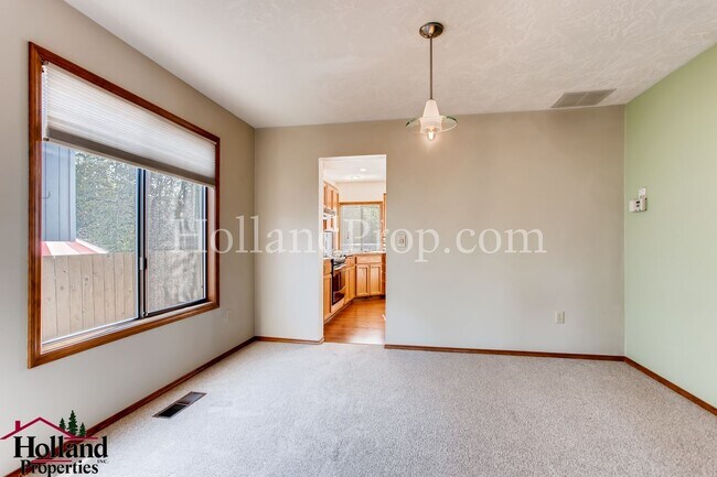 Foto del edificio - Coming Soon! Beautiful Portland Home in Bethany Neighborhood!!!