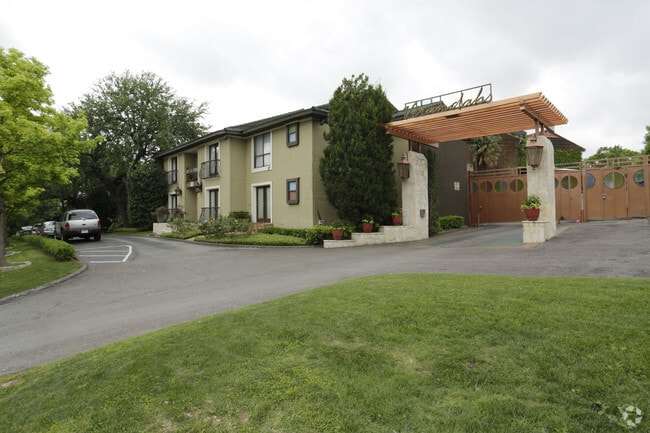 Foto del edificio - Verandah Flats
