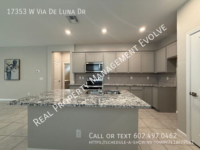 Foto del edificio - 17353 W Via De Luna Dr