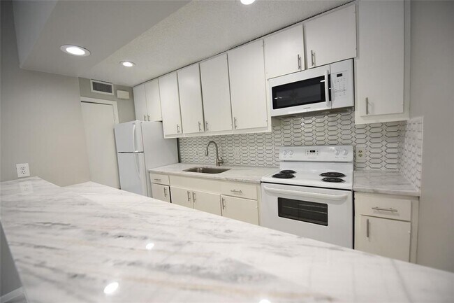 Foto del edificio - 3626 Prescott Ave