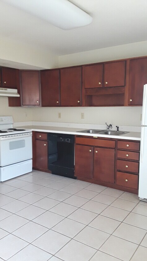 Building Photo - 3429 Tabor Ct