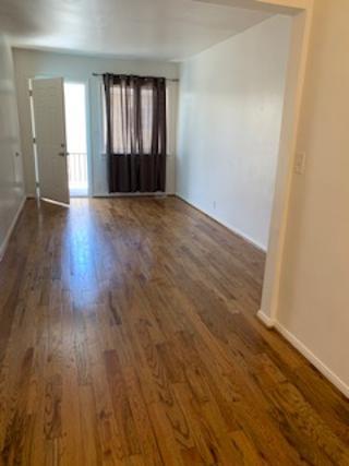 Primary Photo - 1127 E 52nd St