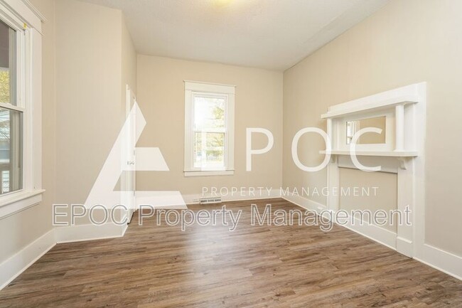 Building Photo - 705 Salisbury Ridge Rd