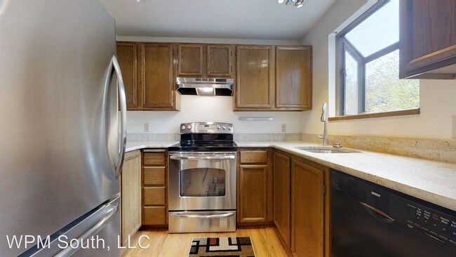 Building Photo - 4529 S 248th Pl
