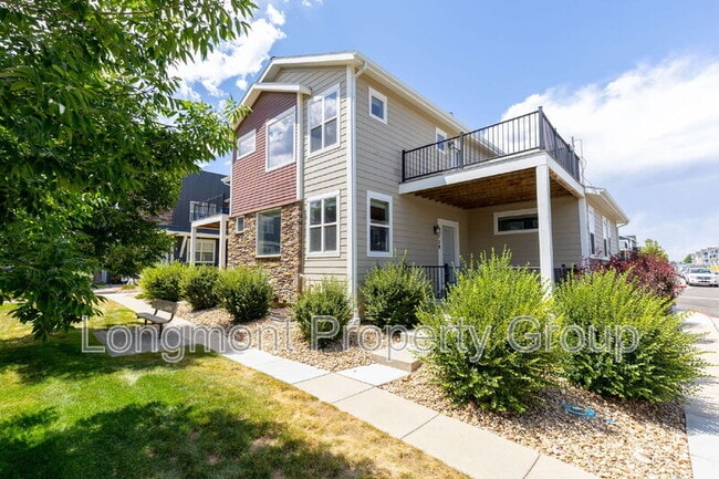 Photo - 759 Robert St Townhome