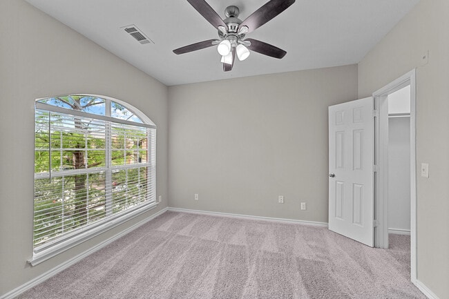 Interior Photo - Station 3700