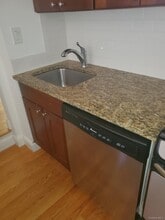 Building Photo - 58 Main St