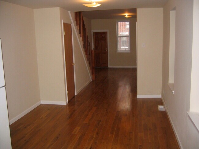 Building Photo - 532 N 32nd St