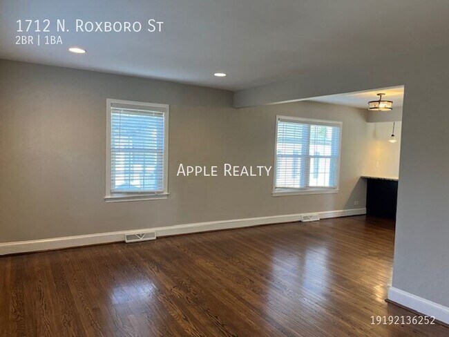 Foto del edificio - 1712 N Roxboro St - Available Now!