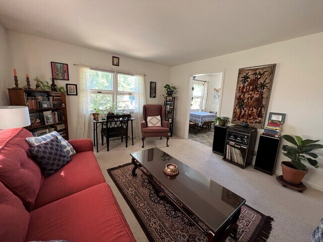 Foto del edificio - 103 W Oregon St