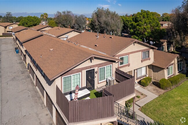 8544 Elburg St Paramount, California, 90723-2859 - 8544 Elburg St