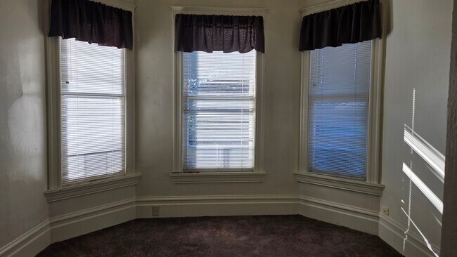 Front bedroom - 2440 12th Ave