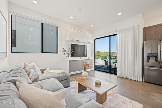 Foto del edificio - 3221 W Robinson Ln