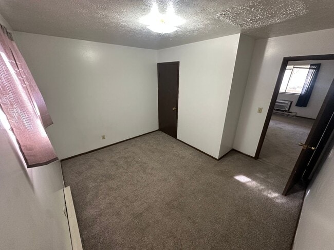 Building Photo - 3501 Elm St